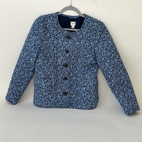 J. Crew Blue Floral Quilted Jacket. Size 2 - Picture 2 of 9